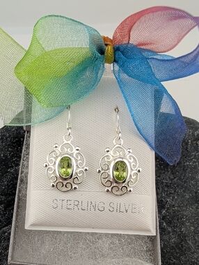 Sterling Silver Peridot Scrollwork Drop Earrings - Green